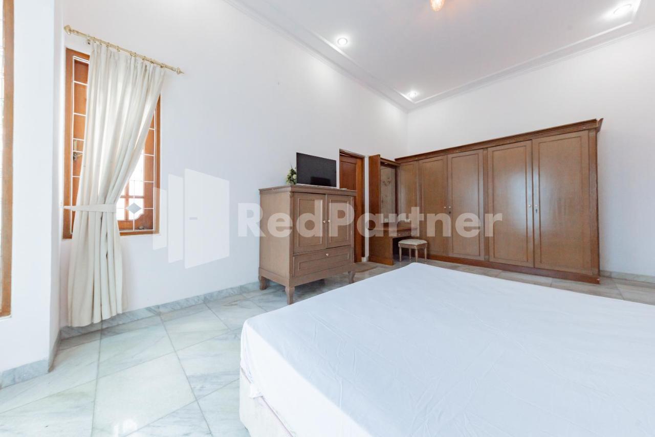 Biru Homestay Bandung Mitra Reddoorz Eksteriør billede